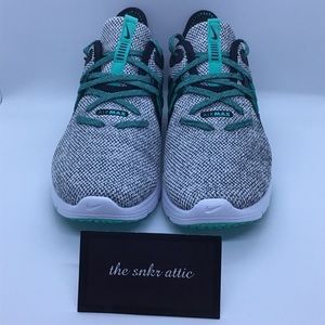 ❗️Sold❗️ Nike AirMax Sequent 3
White/Hyper jade